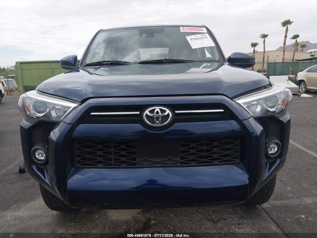 Toyota 4RUNNER SR5 2023 JTEEU5JRXP5294262 Image 12