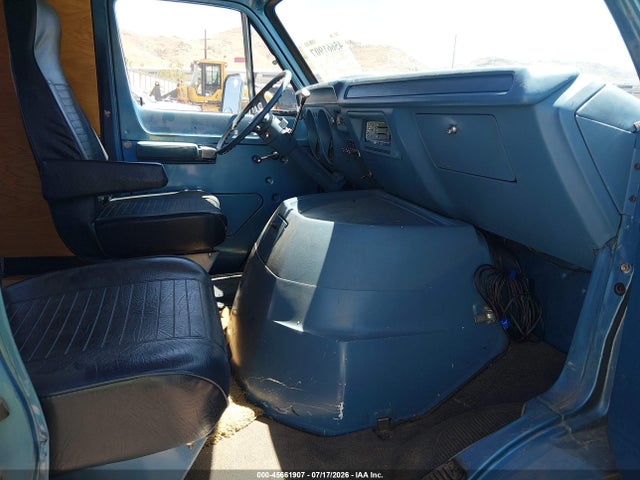 Продажа на аукционе авто 1977 Dodge Tradesman 300, vin: B35BF7X199778, номер лота: 45661907