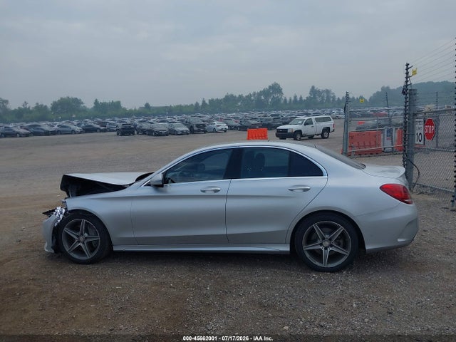 2016 Mercedes-benz C 300 Sport 4matic მანქანა იყიდება აუქციონზე, vin: 55SWF4KB6GU117557, აუქციონის ნომერი: 45662001