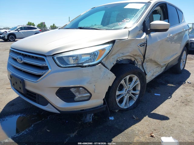 Ford ESCAPE SE 2017 1FMCU0GDXHUC27061 Image 6