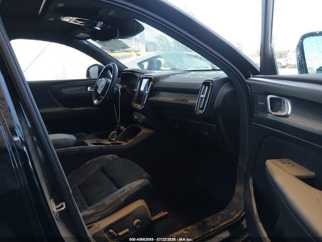 YV4162UM0L2244345 Volvo Xc40 T5 R-design