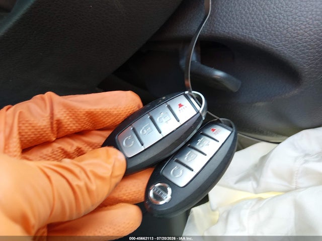 5N1AT2MV8HC767257 Nissan ROGUE SV
