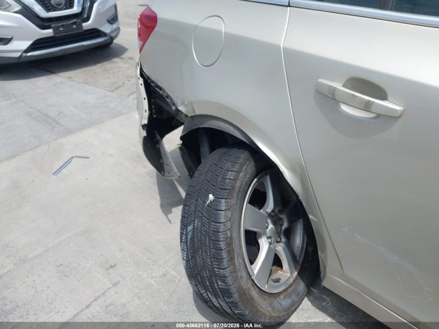 1G1PC5SB8F7196506 Chevrolet Cruze 1lt Auto