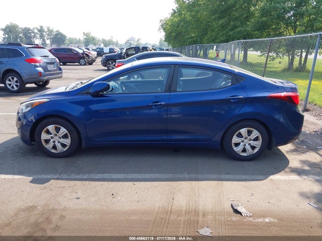 Продажа на аукционе авто 2016 Hyundai Elantra Se, vin: 5NPDH4AE4GH749652, номер лота: 45662119