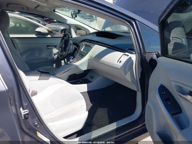 45662149 :رقم المزاد ، JTDKN3DU6E1744499 vin ، 2014 Toyota Prius Two مزاد بيع