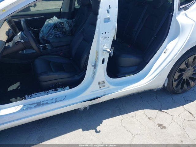 Tesla Model 3 Performance Dual Motor All-wheel Drive 2022 5YJ3E1EC9NF254757 Image 20