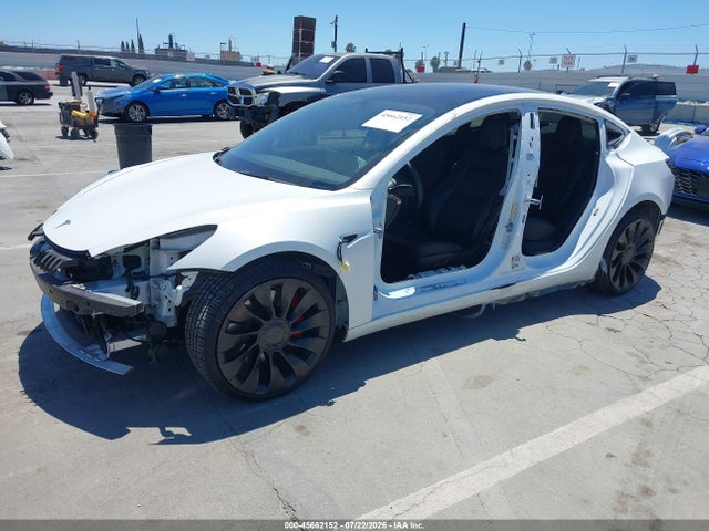 Tesla Model 3 Performance Dual Motor All-wheel Drive 2022 5YJ3E1EC9NF254757 Image 2