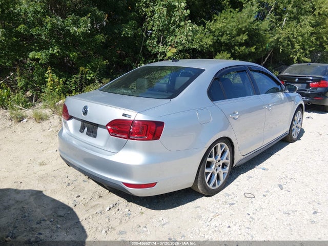 Продажа на аукционе авто 2014 Volkswagen Jetta Gli Edition 30 W/nav, vin: 3VW4T7AJ6EM275642, номер лота: 45662174