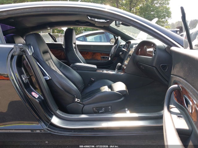 Продажа на аукционе авто 2006 Bentley Continental Gt, vin: SCBCR63W96C037676, номер лота: 45662196