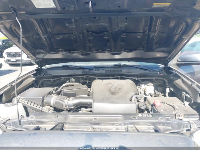 3TMBZ5DN9KM018952 Toyota Tacoma Sr5