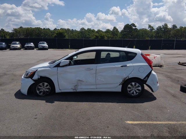 2017 Hyundai Accent Se მანქანა იყიდება აუქციონზე, vin: KMHCT5AE5HU336688, აუქციონის ნომერი: 45662214