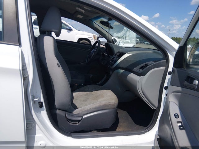 2017 Hyundai Accent Se მანქანა იყიდება აუქციონზე, vin: KMHCT5AE5HU336688, აუქციონის ნომერი: 45662214