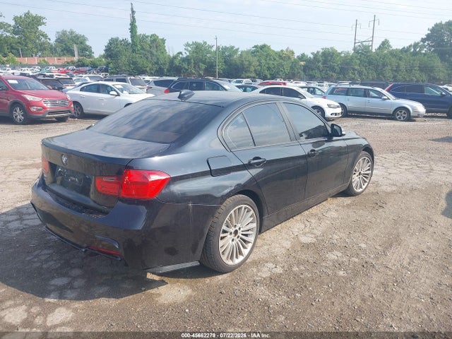 2014 Bmw 328i Xdrive მანქანა იყიდება აუქციონზე, vin: WBA3B3C56EJ982177, აუქციონის ნომერი: 45662279