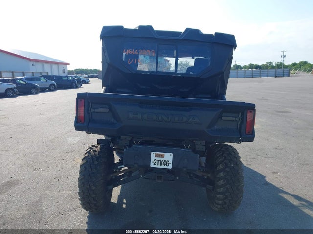 Honda Sxs1000 M3 2018 1HFVE04A8J4200358 Image 6