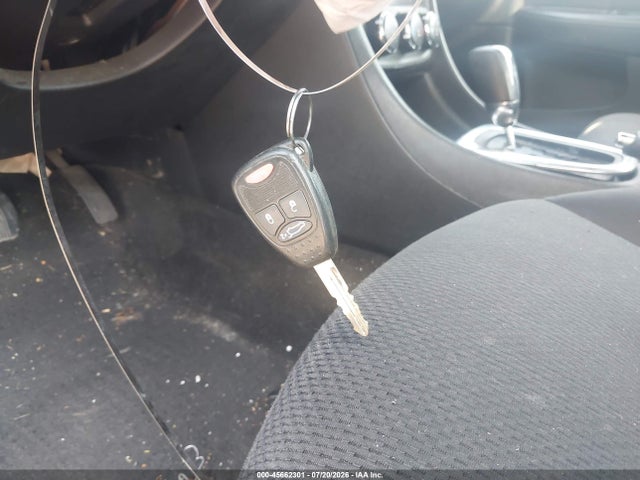 45662301 :رقم المزاد ، 1C3CCBABXCN318493 vin ، 2012 Chrysler 200 Lx مزاد بيع