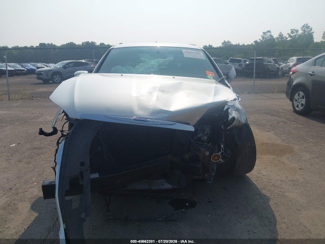 45662301 :رقم المزاد ، 1C3CCBABXCN318493 vin ، 2012 Chrysler 200 Lx مزاد بيع