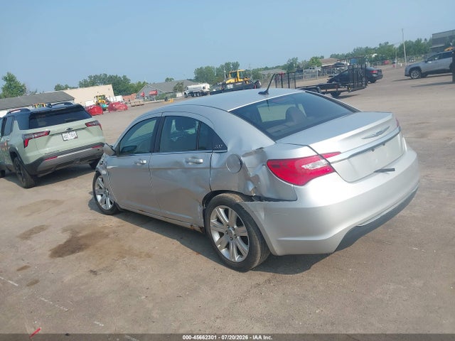 45662301 :رقم المزاد ، 1C3CCBABXCN318493 vin ، 2012 Chrysler 200 Lx مزاد بيع