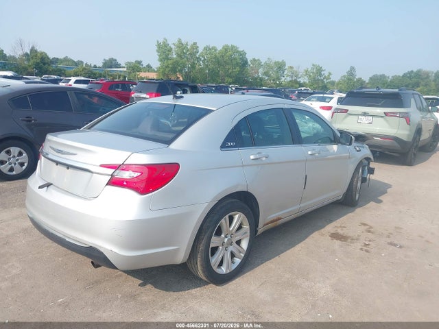 45662301 :رقم المزاد ، 1C3CCBABXCN318493 vin ، 2012 Chrysler 200 Lx مزاد بيع