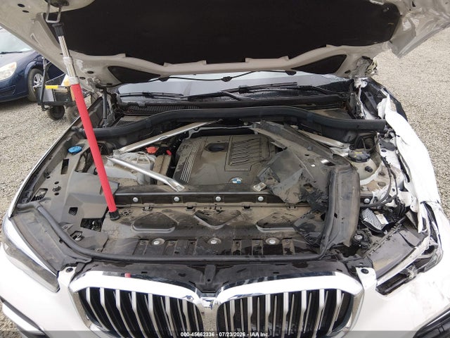 5UXCR6C58KLL37514 BMW X5 Xdrive40i