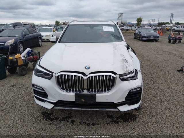 5UXCR6C58KLL37514 BMW X5 Xdrive40i
