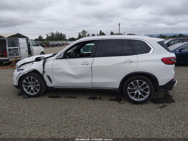 5UXCR6C58KLL37514 BMW X5 Xdrive40i