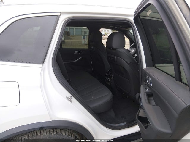 5UXCR6C58KLL37514 BMW X5 Xdrive40i