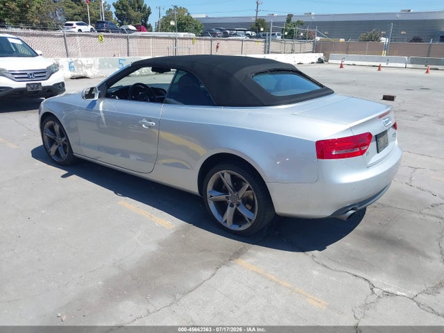 Продажа на аукционе авто 2012 Audi A5 2.0t Premium, vin: WAULFAFH8CN001027, номер лота: 45662363