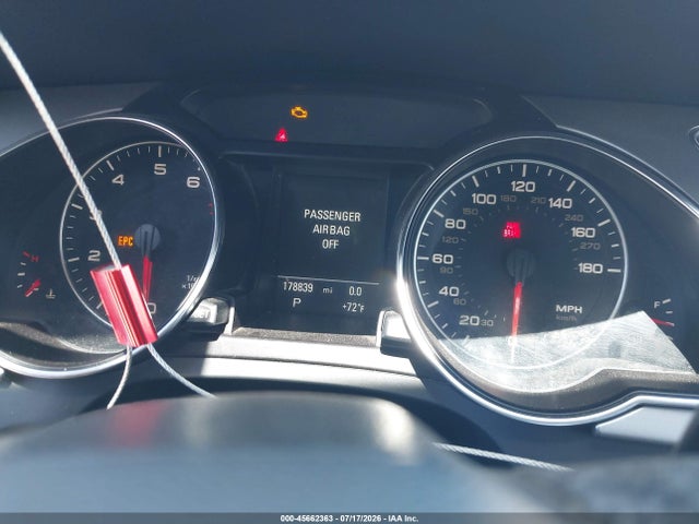Продажа на аукционе авто 2012 Audi A5 2.0t Premium, vin: WAULFAFH8CN001027, номер лота: 45662363