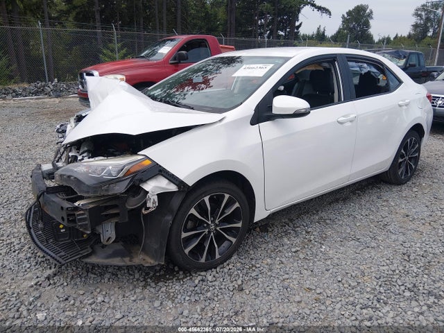 Toyota COROLLA SE 2017 2T1BURHE8HC863082 Image 2