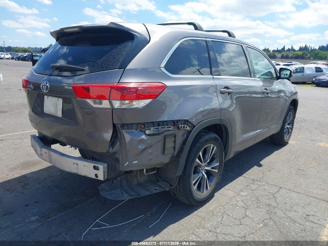 45662372 :رقم المزاد ، 5TDZARFH7HS026741 vin ، 2017 Toyota Highlander Le مزاد بيع