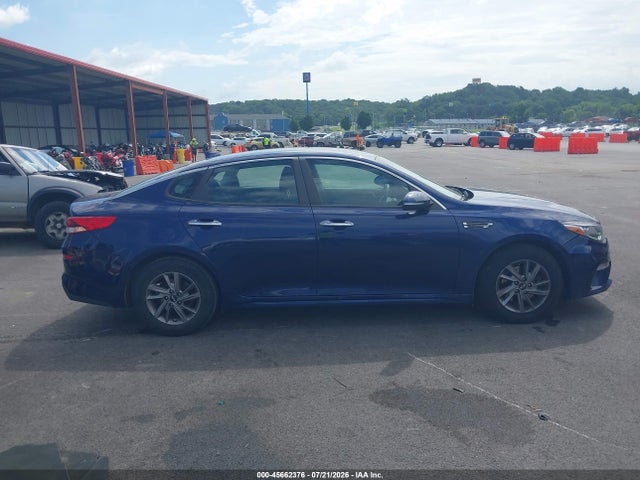 2020 Kia Optima Lx მანქანა იყიდება აუქციონზე, vin: 5XXGT4L37LG384896, აუქციონის ნომერი: 45662376