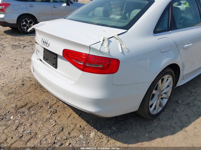 Продаж на аукціоні авто 2014 Audi A4 2.0t Premium, vin: WAUAFAFL7EN018206, номер лоту: 45662379
