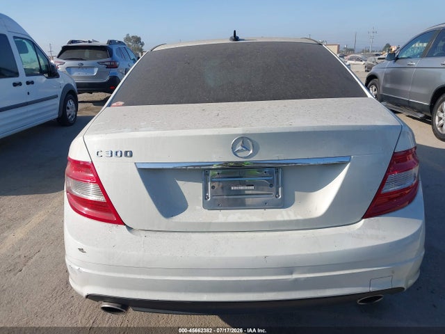 45662382 :رقم المزاد ، WDDGF5EB4BF653568 vin ، 2011 Mercedes-benz C 300 Luxury/sport مزاد بيع