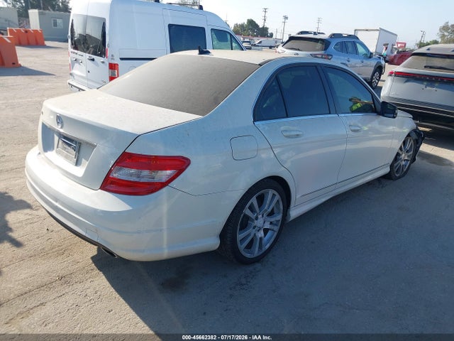 45662382 :رقم المزاد ، WDDGF5EB4BF653568 vin ، 2011 Mercedes-benz C 300 Luxury/sport مزاد بيع