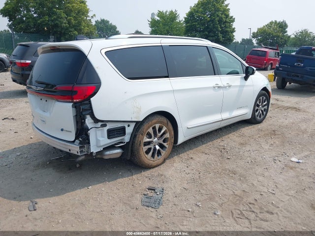 Chrysler Pacifica Hybrid Pinnacle 2023 2C4RC1N71PR562774 Image 4