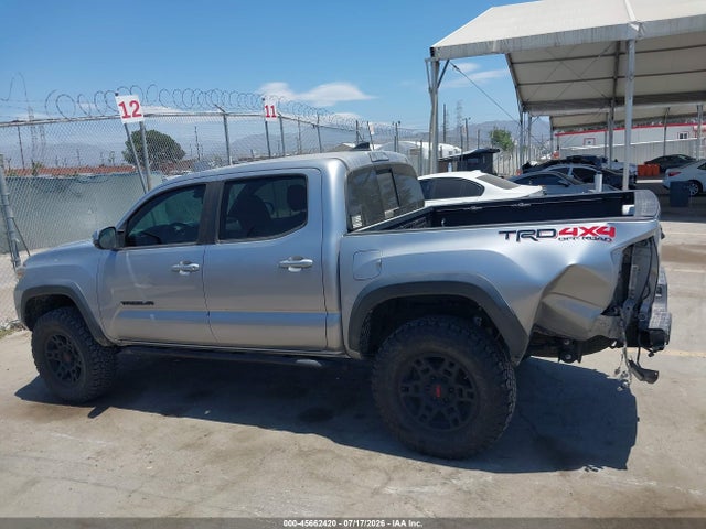 3TMCZ5AN1KM223867 Toyota Tacoma Trd Off Road
