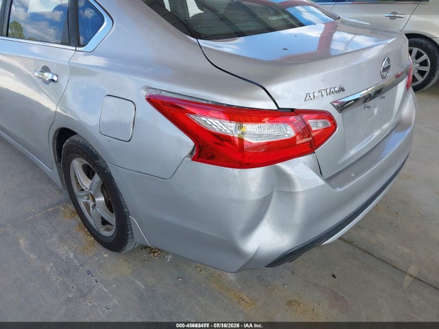 2017 Nissan Altima 2.5 S მანქანა იყიდება აუქციონზე, vin: 1N4AL3AP8HC198948, აუქციონის ნომერი: 45662477