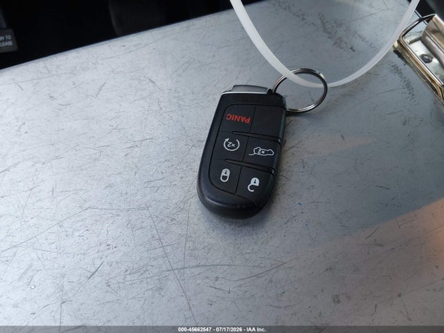1C4RJEBG3KC832915 Jeep Grand Cherokee Limited 4x2