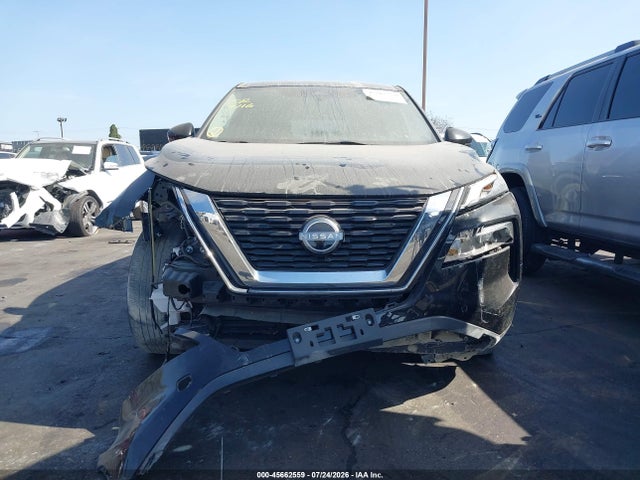 5N1BT3BA8PC686283 Nissan Rogue Sv Fwd