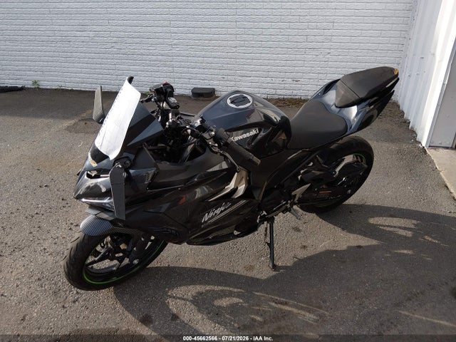 Kawasaki EX400 2022 JKAEXKH1XNDAH4156 Image 2