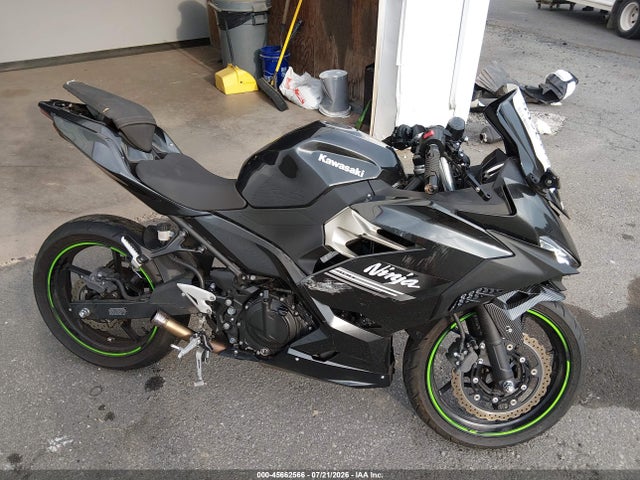Kawasaki EX400 2022 JKAEXKH1XNDAH4156 Image 4