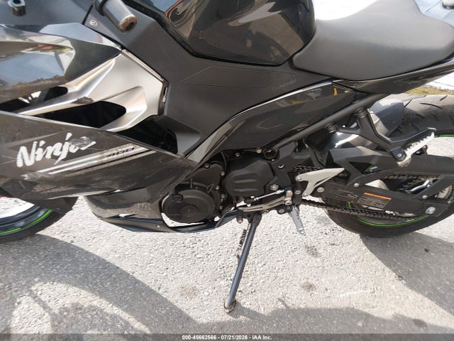 Kawasaki EX400 2022 JKAEXKH1XNDAH4156 Image 9