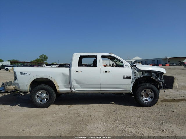 45662611 :رقم المزاد ، 3C6UR5CJ8HG670239 vin ، 2017 Ram 2500 Tradesman  4x4 6'4 Box مزاد بيع