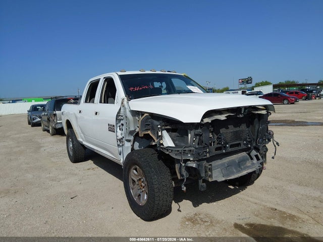 45662611 :رقم المزاد ، 3C6UR5CJ8HG670239 vin ، 2017 Ram 2500 Tradesman  4x4 6'4 Box مزاد بيع