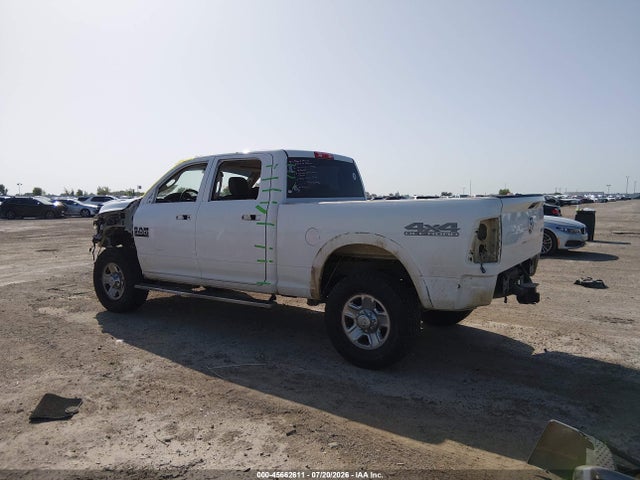 45662611 :رقم المزاد ، 3C6UR5CJ8HG670239 vin ، 2017 Ram 2500 Tradesman  4x4 6'4 Box مزاد بيع
