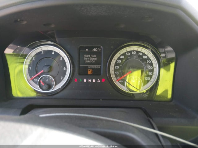 45662611 :رقم المزاد ، 3C6UR5CJ8HG670239 vin ، 2017 Ram 2500 Tradesman  4x4 6'4 Box مزاد بيع