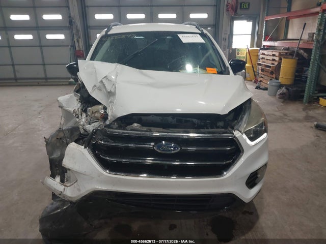 1FMCU9GD8JUA20422 Ford ESCAPE SE
