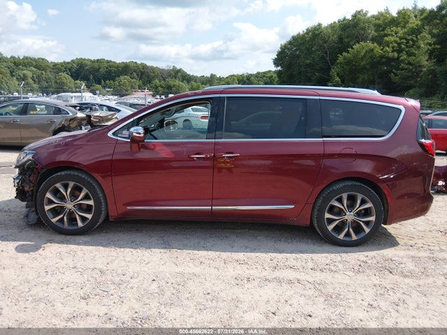 2017 Chrysler Pacifica Limited მანქანა იყიდება აუქციონზე, vin: 2C4RC1GG2HR812666, აუქციონის ნომერი: 45662622