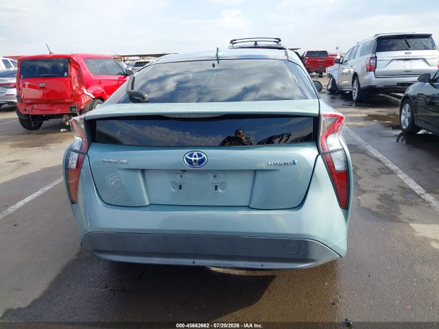 Toyota Prius Two 2016 JTDKBRFU7G3007294 Image 16