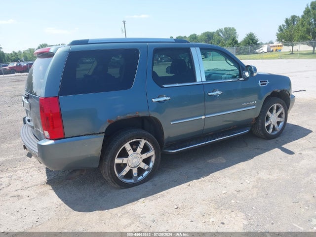 Продаж на аукціоні авто 2008 Cadillac Escalade, vin: 1GYFK638X8R263154, номер лоту: 45662682